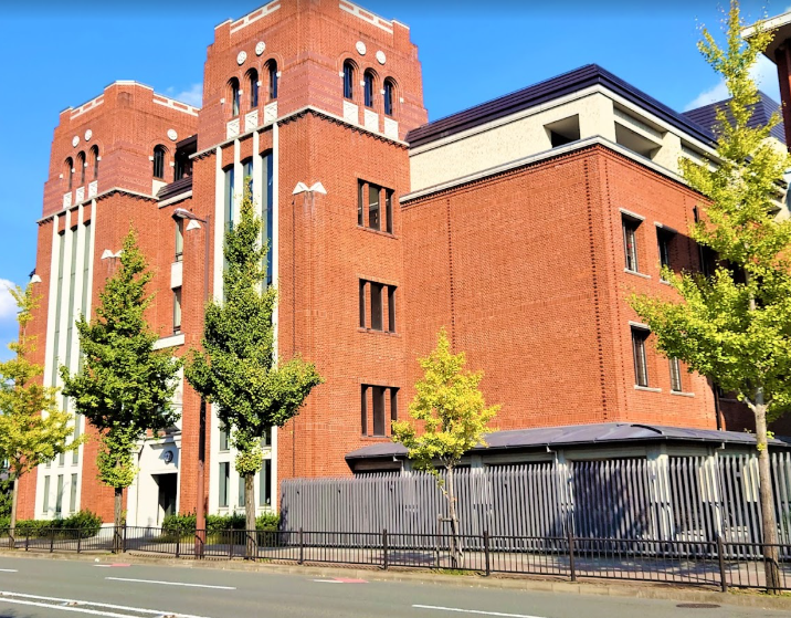 学校