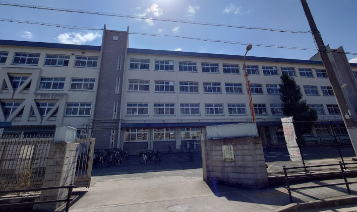 学校