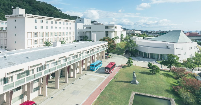 学校