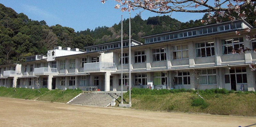 学校