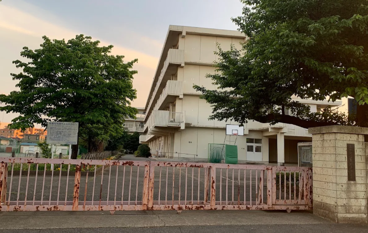 学校