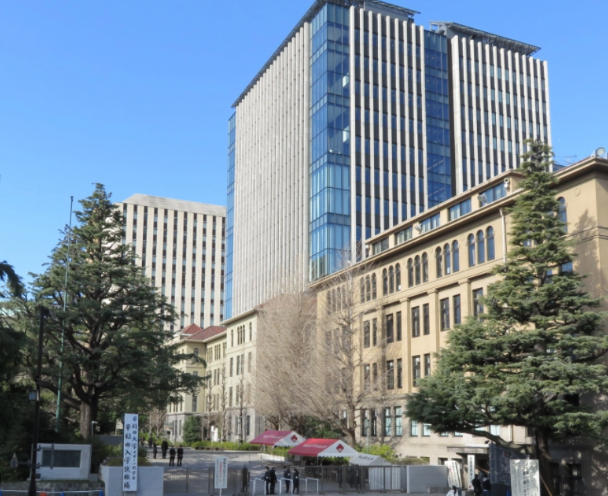 学校